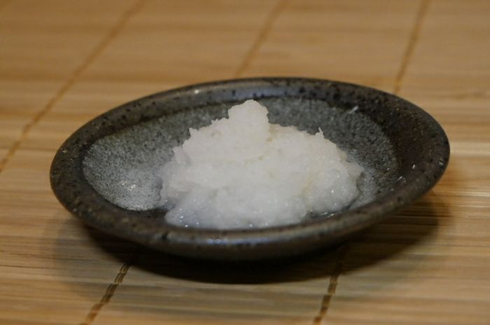 Daikon oroshi. Photograph by Gil Asakawa.