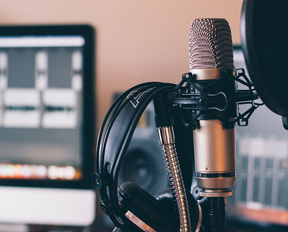 A microphone and computer