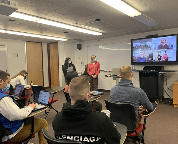 Current students Ana Ortega (’23) and Tori Everson (’22) participate in the Media Ethics Speaker Series with DU graduates Kevin Fixler (‘07) and Andy Clayton (MS ’96).