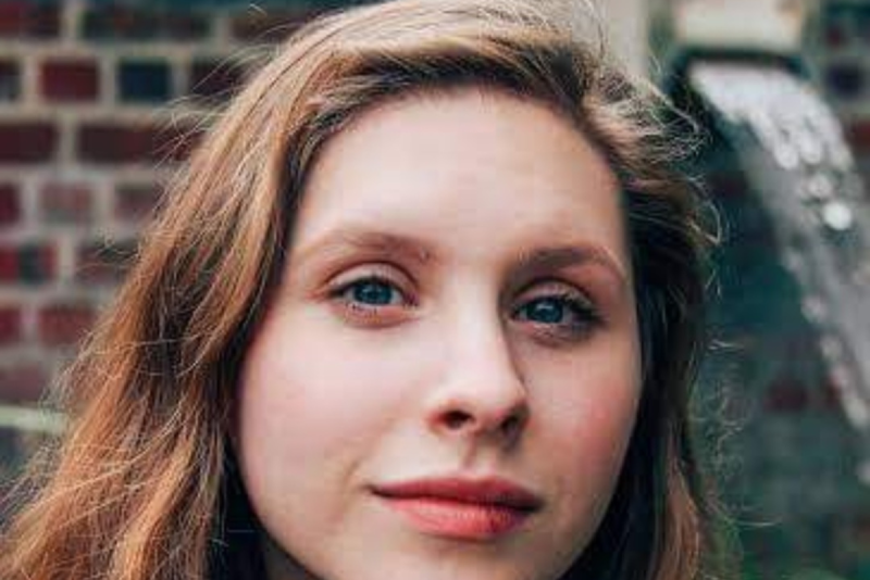 Sara Sachs Headshot