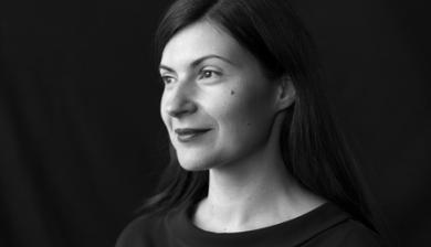 Mona Awad 